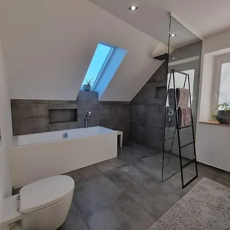 Historische Mit Garten, Luxus Daire Meerbusch