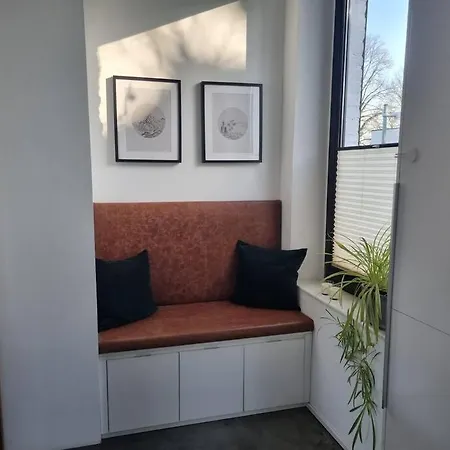 דירה Historische Mit Garten, Luxus מירבוש