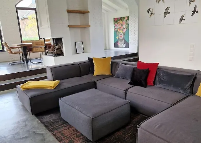 Historische Mit Garten, Luxus Apartman