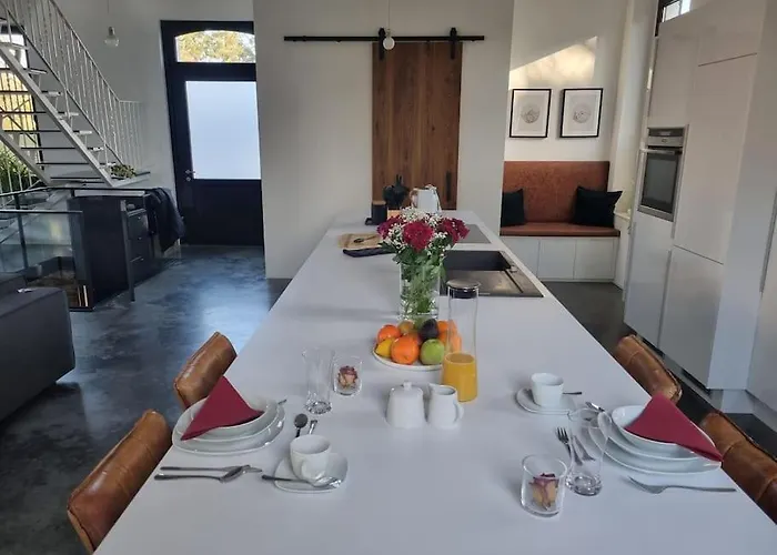 Historische Mit Garten, Luxus Apartman