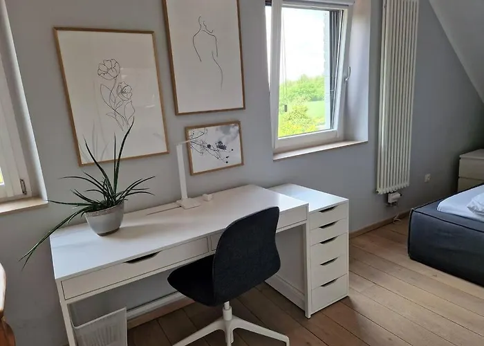 Historische Mit Garten, Luxus Apartman *